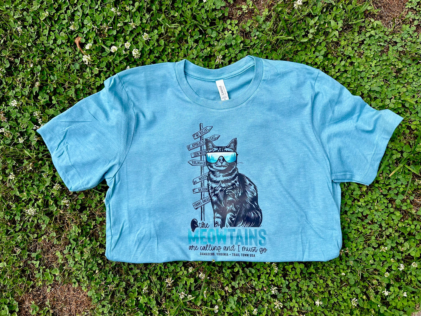 T-Shirt - Meowtains